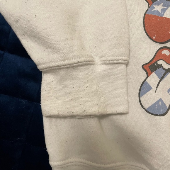 Rolling Stones urban outfitters sweatshirt, very soft, worn, very cute - Picture 2 of 3